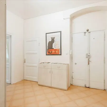 Appartement Central Apt With Netflix Prague